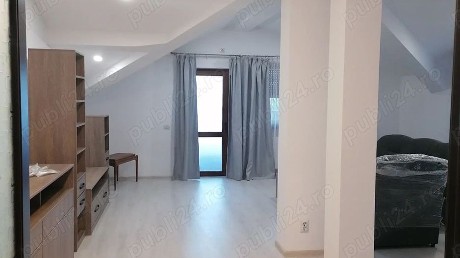 Apartament 3 camere de inchiriat - Poză 1