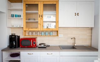 Apartament 2 camere | Curte | Modern | Renovat | Central - Poză 7