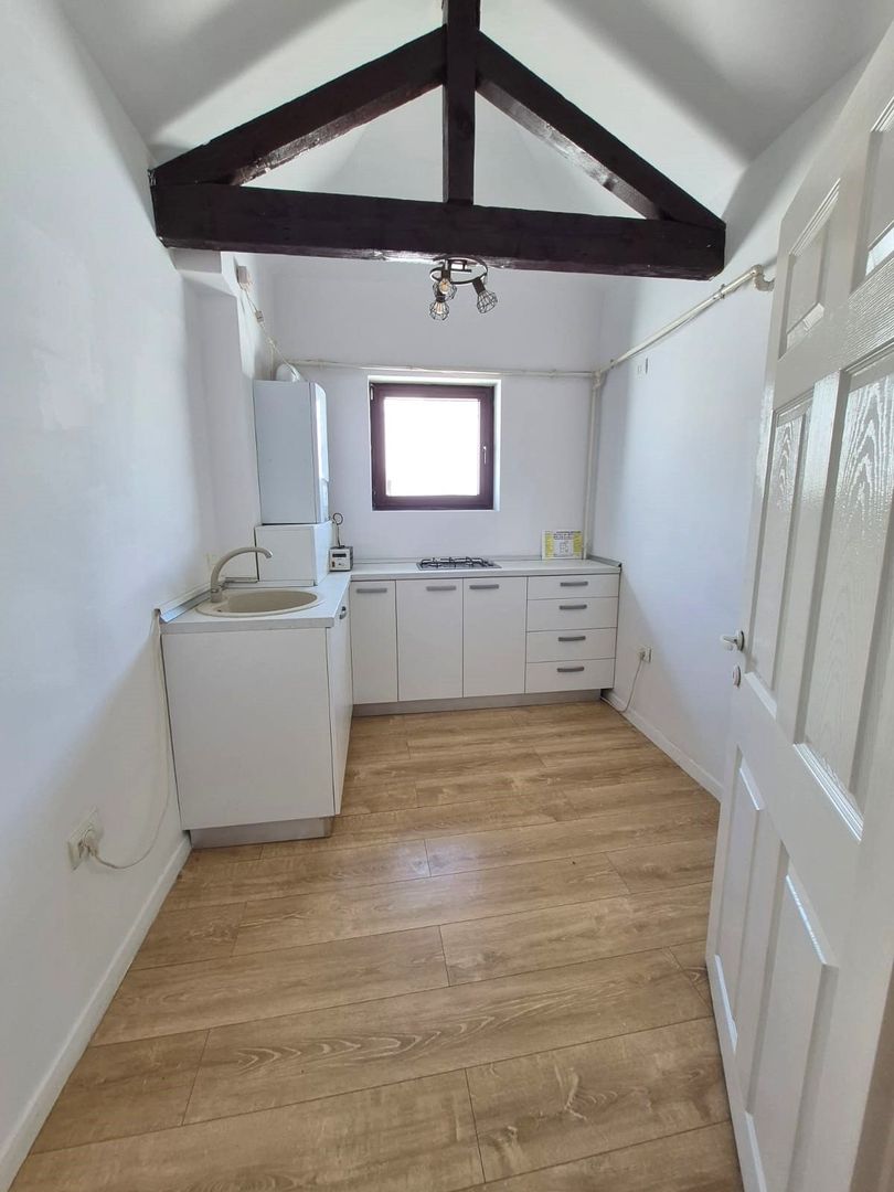 Apartament de închiriat | Aviatorilor | Vilă consolidată și renovată - Poză 25