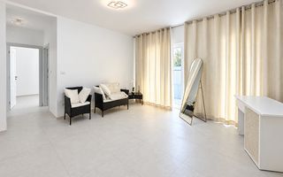Apartament cu 2 camere si gradina proprie in Braytim la asfalt. - Poză 1