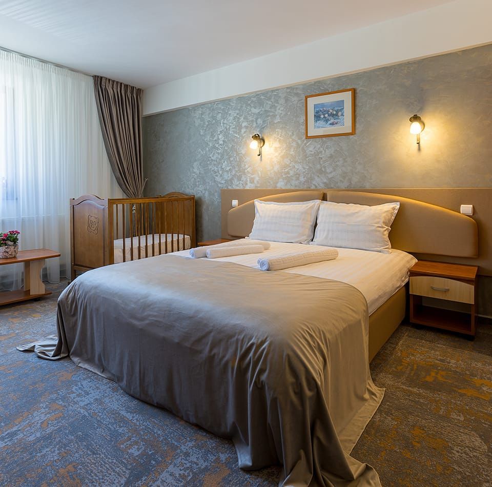 Pensiune / hotel de vanzare / parteneriat, Predeal, Brasov - Poză 13