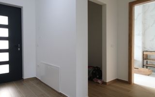 Casa zona Lunei, 5 camere + 3 bai, centrala proprie, rezidential sau birouri ! - Poză 7