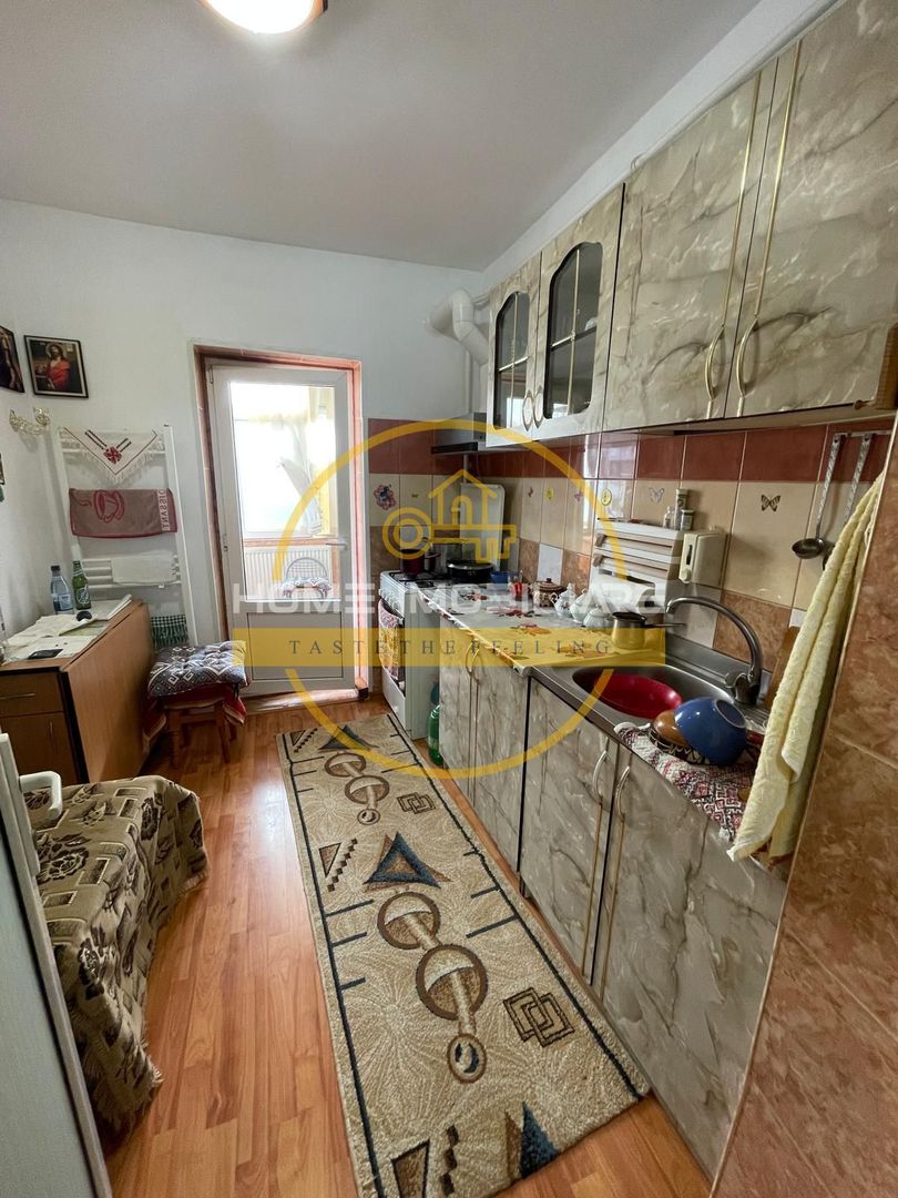 LIDL Nicolina Apartament 2 Camere Decomandat Bloc 1983 - Poză 4