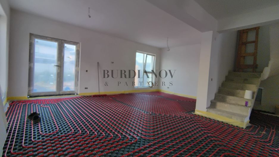 Casă P+1, 4 camere, 3 dormitoare, teren 310 mp – Pantelimon - Poză 3