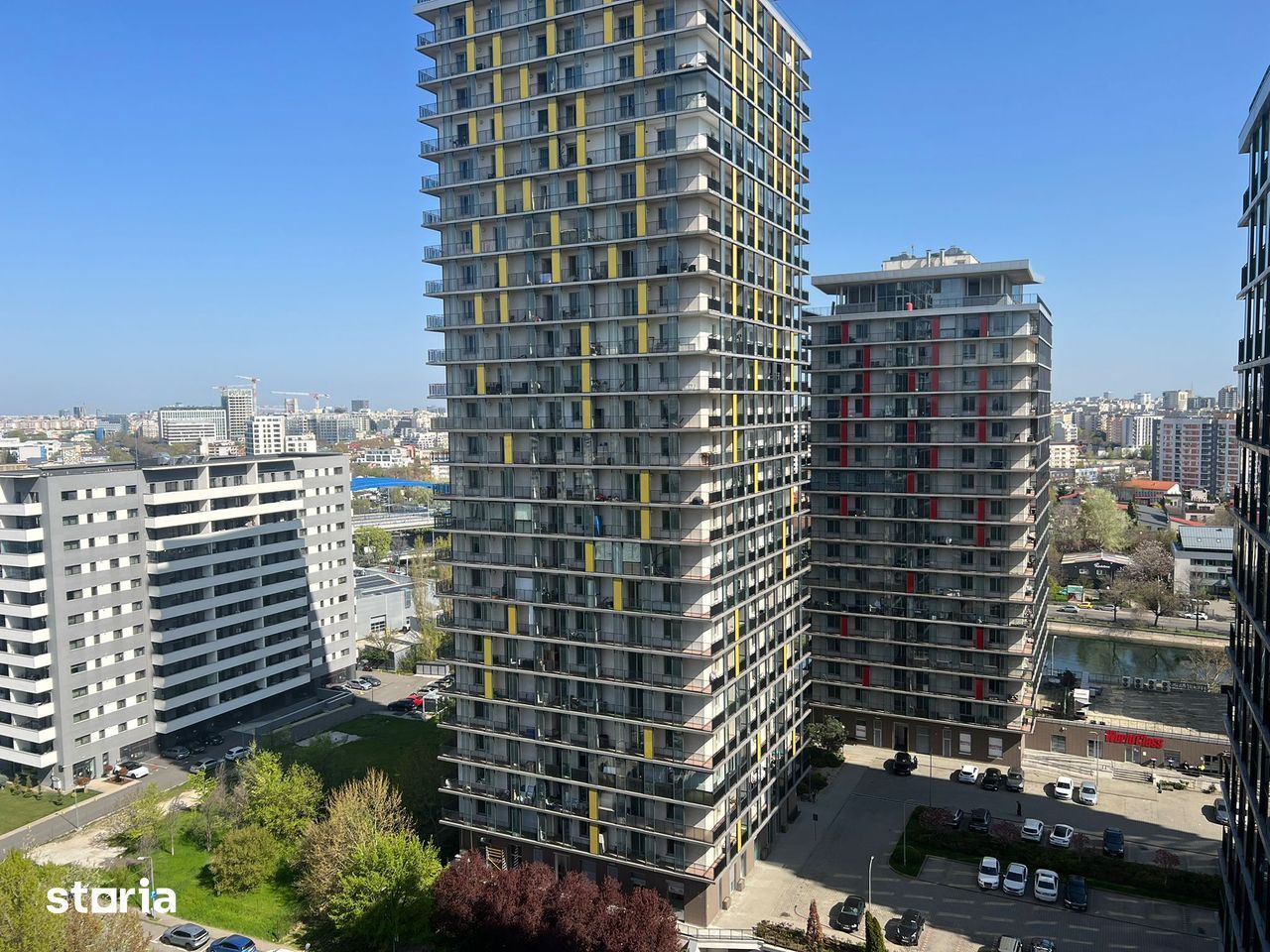 Se vinde apartament 2 camere si 2 bai in Asmita Gardens - Poză 2
