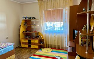 Casa De Inchiriat Pretabila Pentru Birouri, 6 Camere, Zona Centru - Poză 17