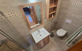 Casa 4 camere 3825 mp teren Cisnadioara - Poză 18