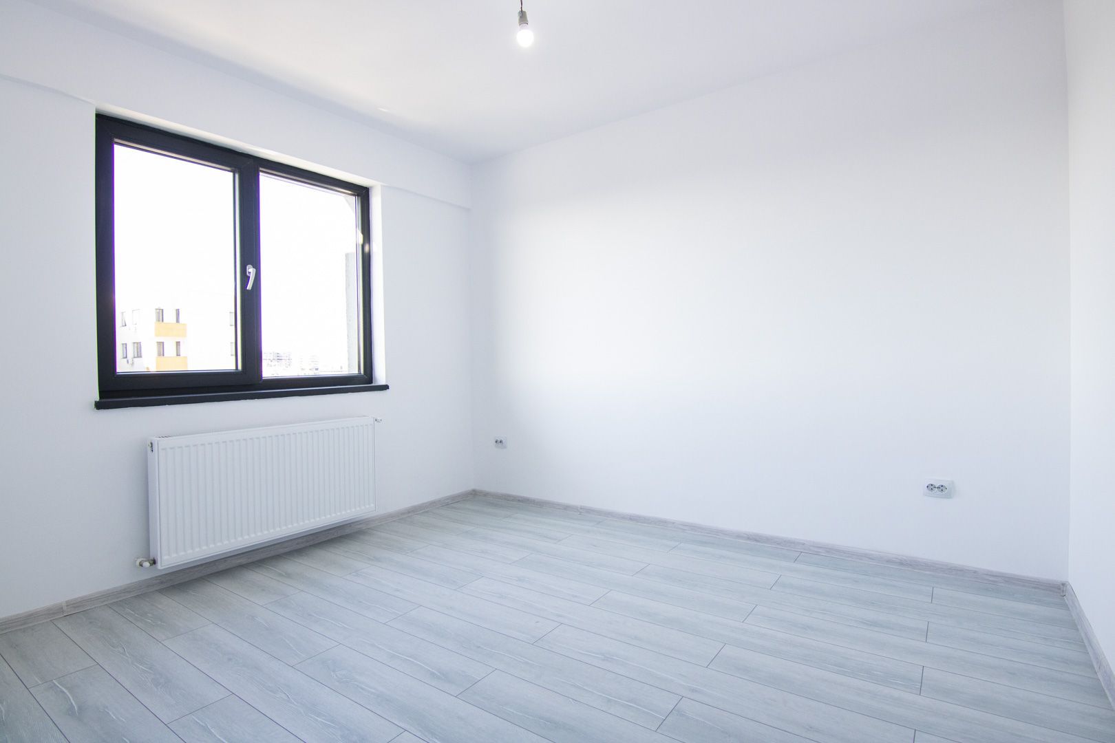 2 CAMERE – 150 mp CURTE – METROU PACII – AUTOGARA MILITARI  – COMISION 0% - Poză 7