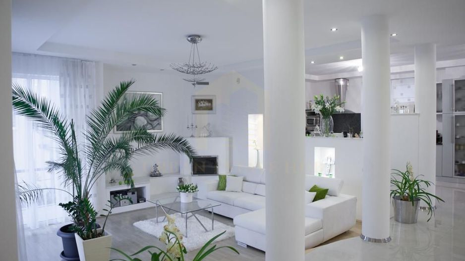 Vanzare casa individuala, 500 mp de teren, Andrei Muresanu - Poză 1