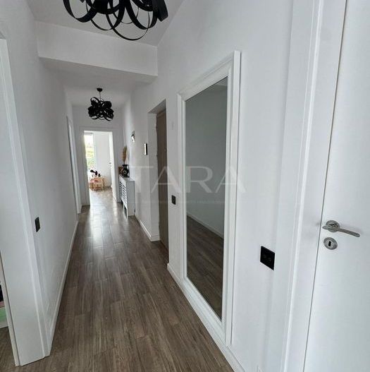 Penthouse modern cu terasă generoasă și parcare subterană. - Poză 5