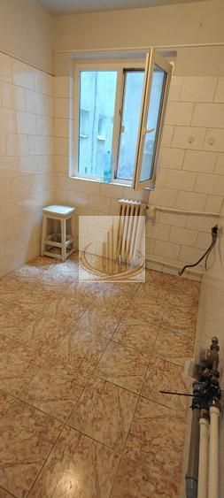 Vanzare apartament 3 camere decomandat Tineretului - Poză 8