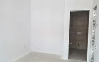 Apartament renovat 3 camere 2 bai 85 mp si pivnita  în zona Central - Poză 7