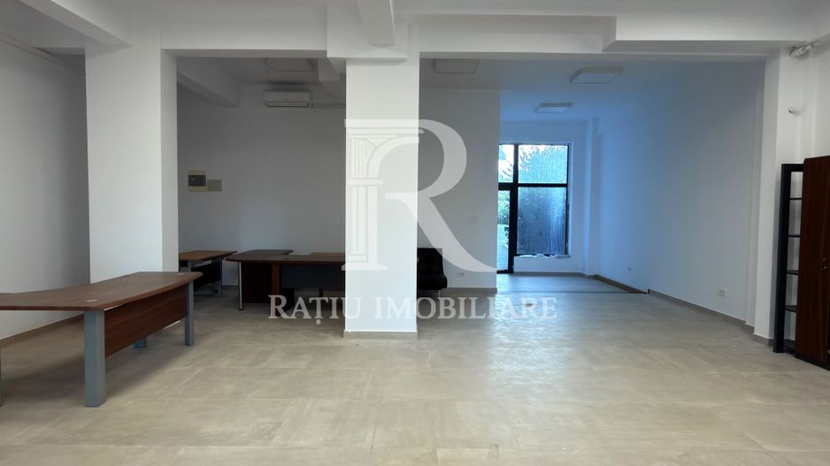 Spațiu comercial de închiriat | Ultracentral | Oradea - Poză 2