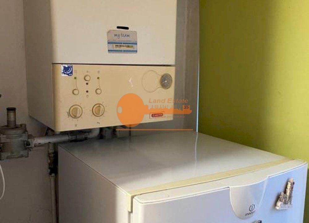 3 camere cu centrala la 250m de Complexul Agro Alimentar Apusului - Poză 5