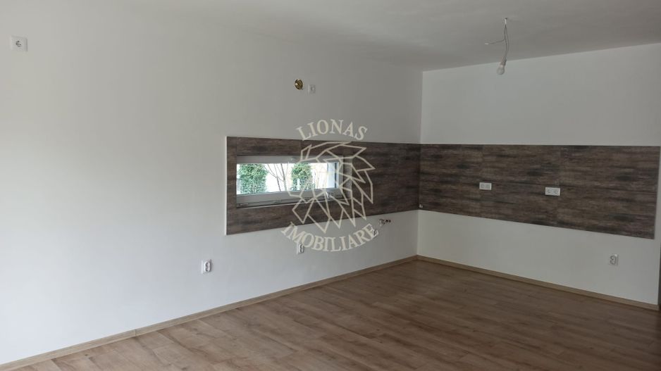 Apartament Nou 4 camere 82 mp-etaj 1-balcon-parcare-Zona Libertatii - Poză 4