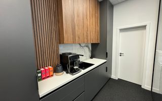 Imobil Premium de Închiriat: Eficiență și Tehnologie de Vârf - Poză 10