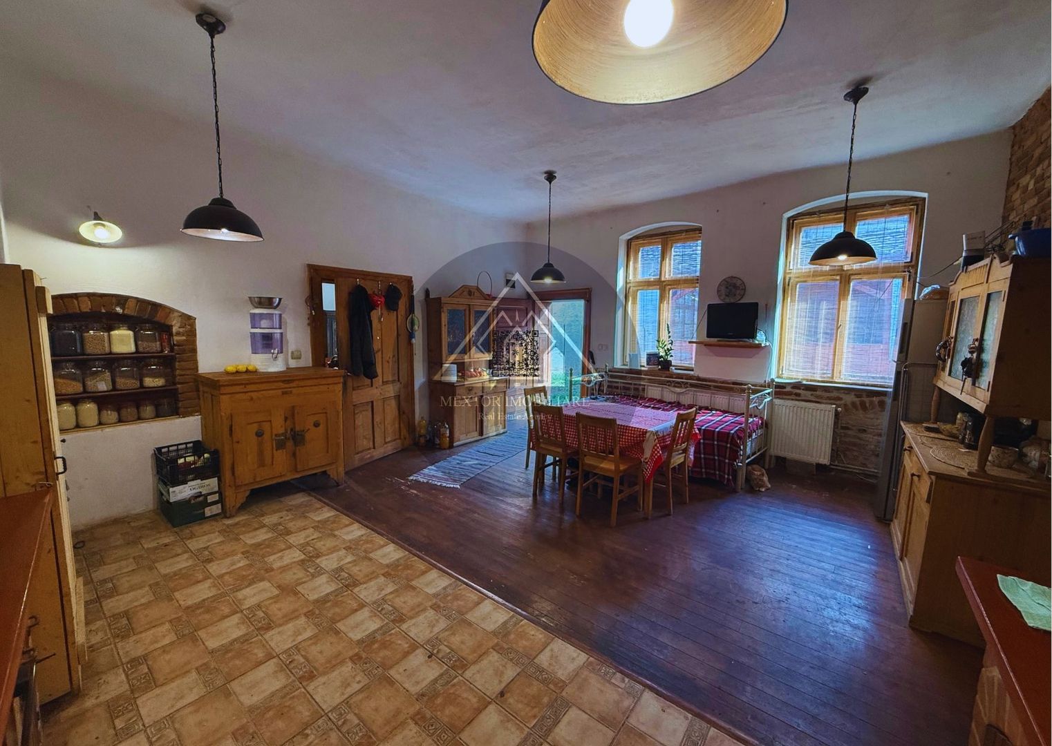 Casa saseasca, de vanzare la Richis - Transilvania - Poză 8