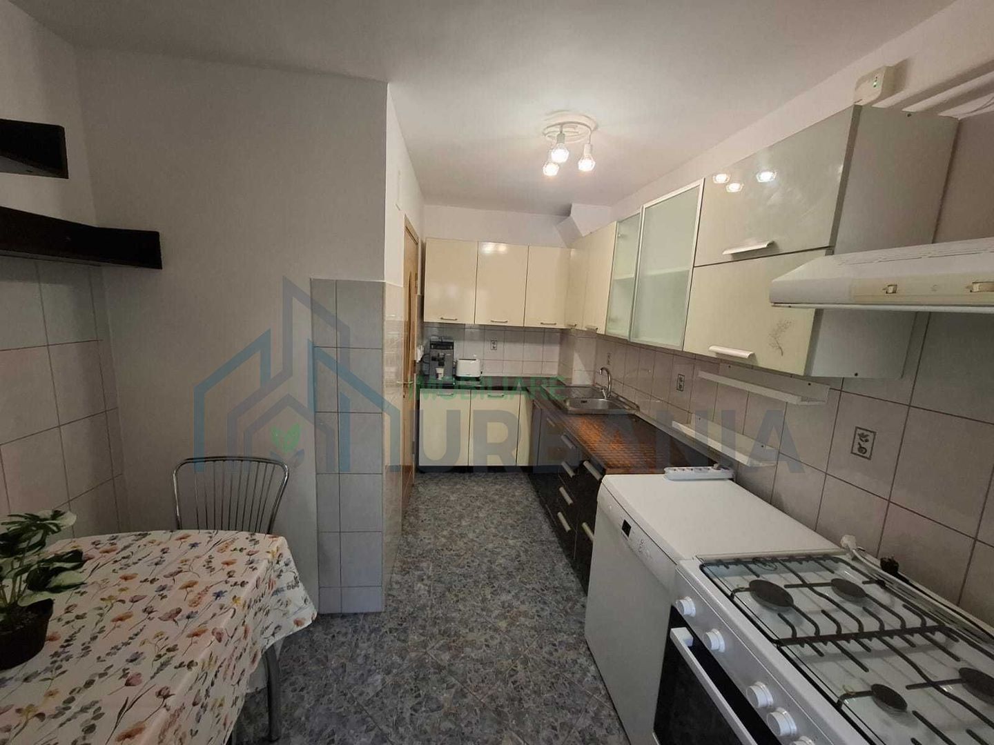 Inchiriez apartament 2 camere, zona Tatarasi Oancea - Poză 7