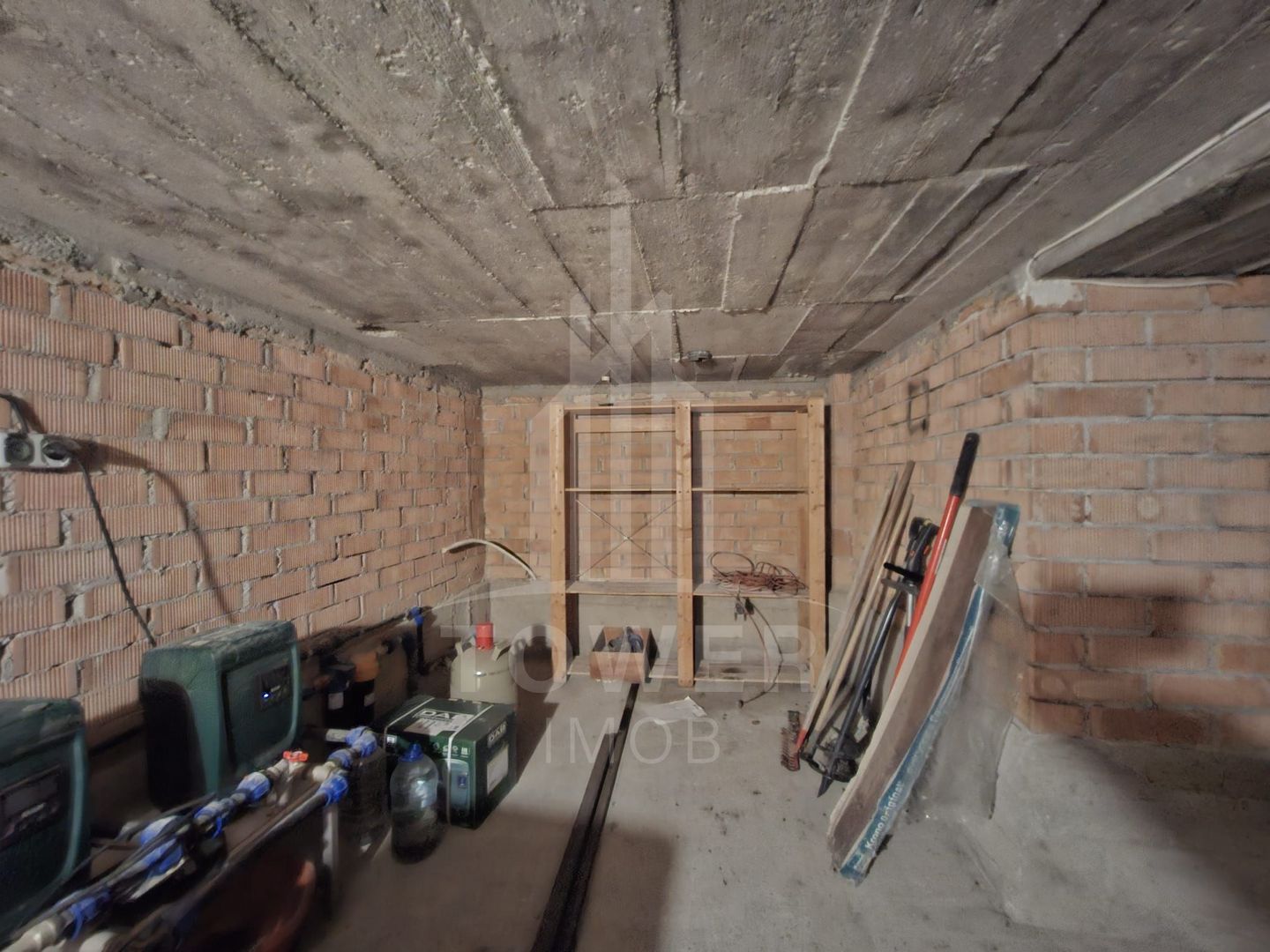 Casă complet renovată de vânzare în Amnaș – la doar 25 km de Sibiu! - Poză 45