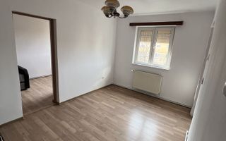 Apartament  2 Camere I SemidecomandatI Zona Lacul lui Binder - Poză 3