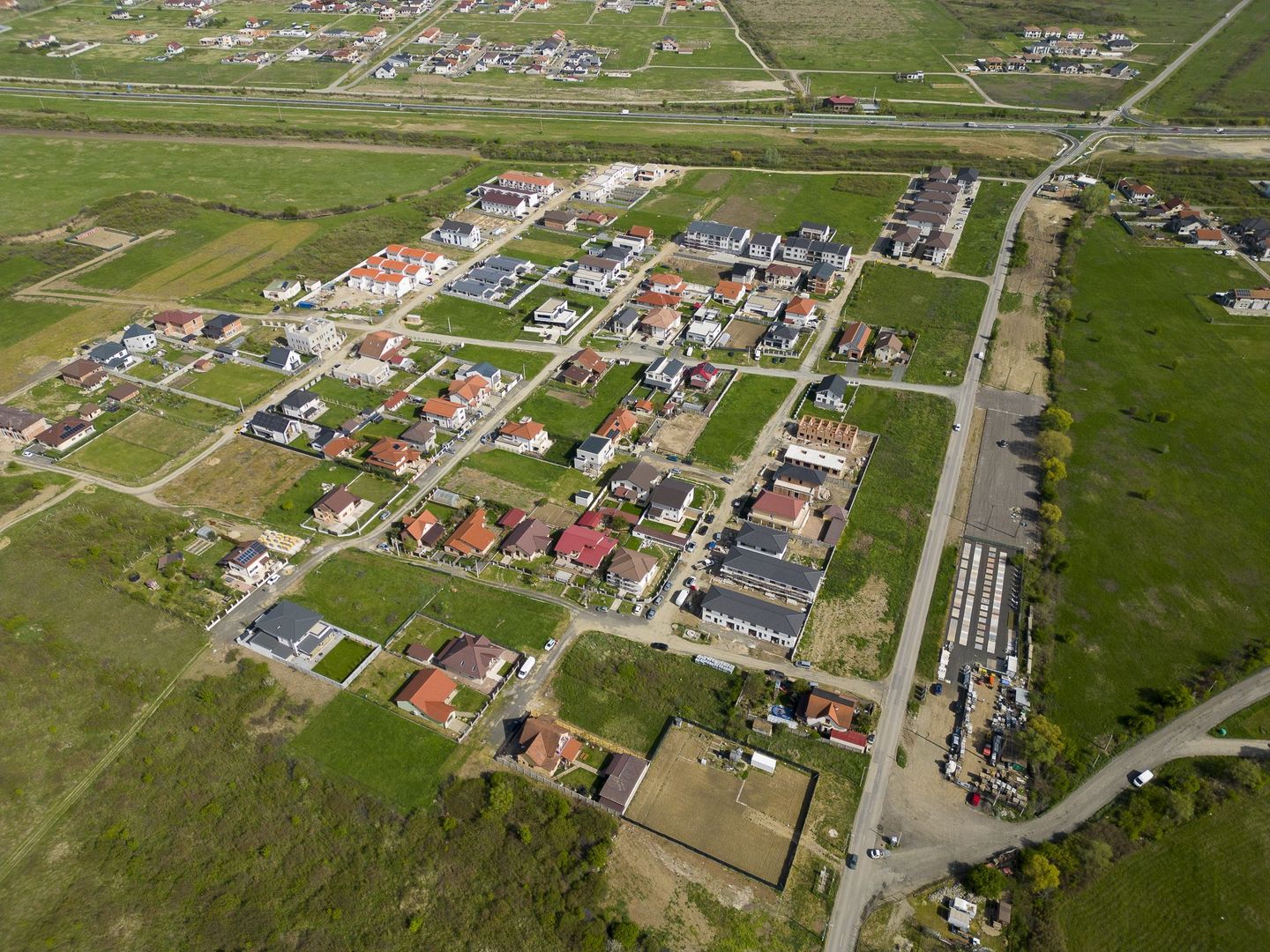 Teren intravilan in Timis langa Calea Urseni - Poză 2