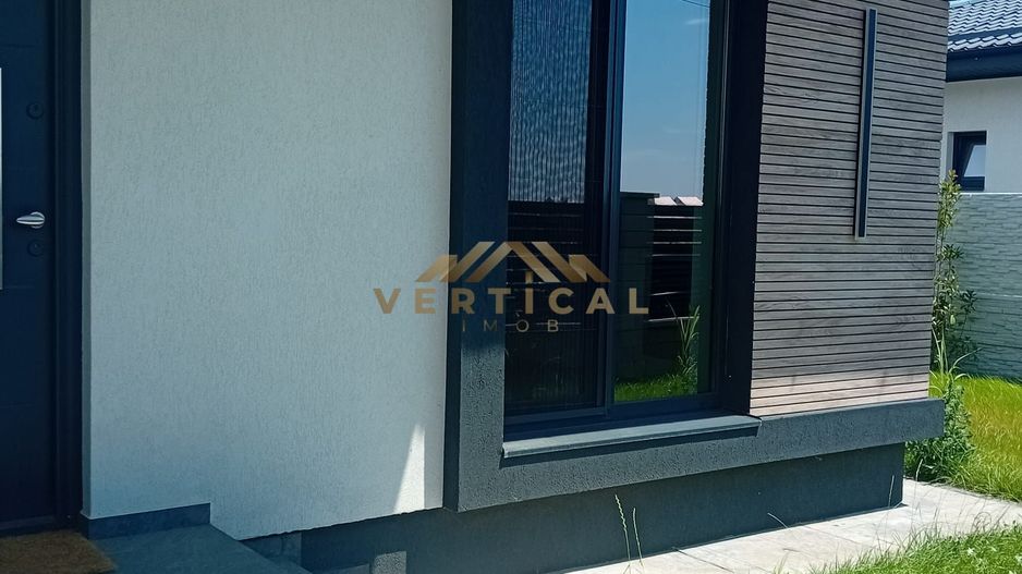 Casa /Vila ultra-moderna- mobilata* de vanzare Berceni /Vidra - Poză 3