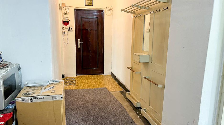 Decomandat, spatios, etaj 1, cadru cu verdele naturii, Zarnesti, Brasov - Poză 10