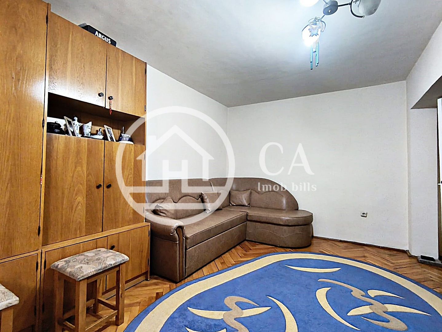 Apartament de vânzare cu 3 camere în zona Rogerius, Oradea - Poză 8