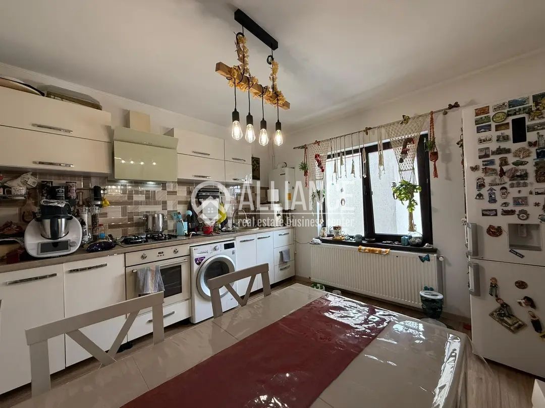 Valu lui Traian( Cod 07)  -Casă cu 3 camere (cu pod înalt amenajat) - Poză 3