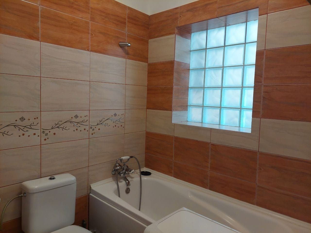 De inchiriat studio la casa, zona centrala Brasov, Schei - Poză 9