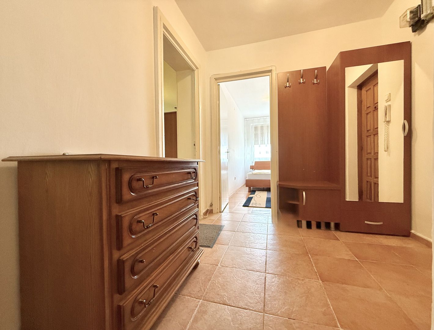 Apartament cu 3 camere zona Central - Medicină - Poză 13