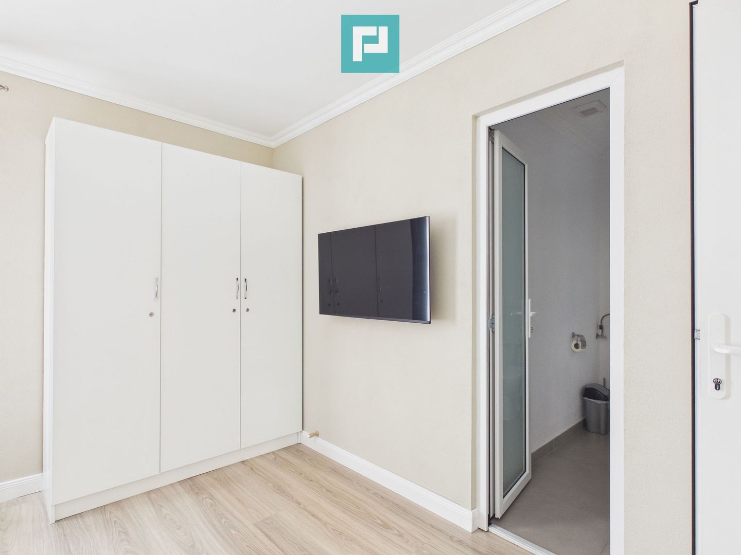 Pensiune - afacere la cheie cu potențial excelent - Poză 13