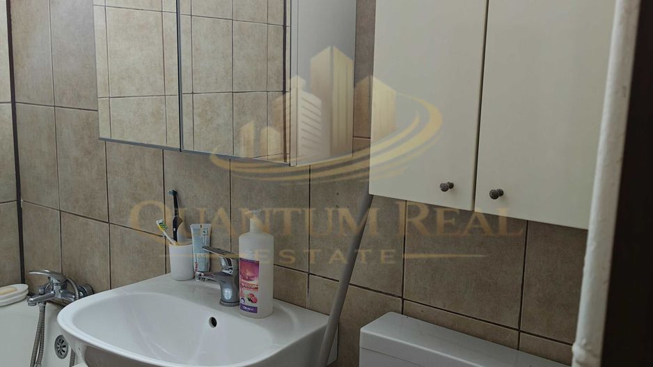 Vând apartament 2 camere  Renovat -Titan - Poză 4