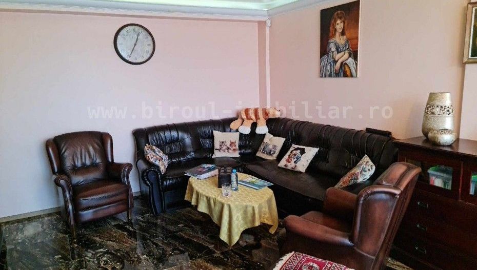 Vilă Turistică Superbă în Costinești, la doar 500m de plajă! - Poză 3