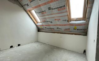 Casa spatioasa cu 1000 mp teren in Aiton - Poză 14