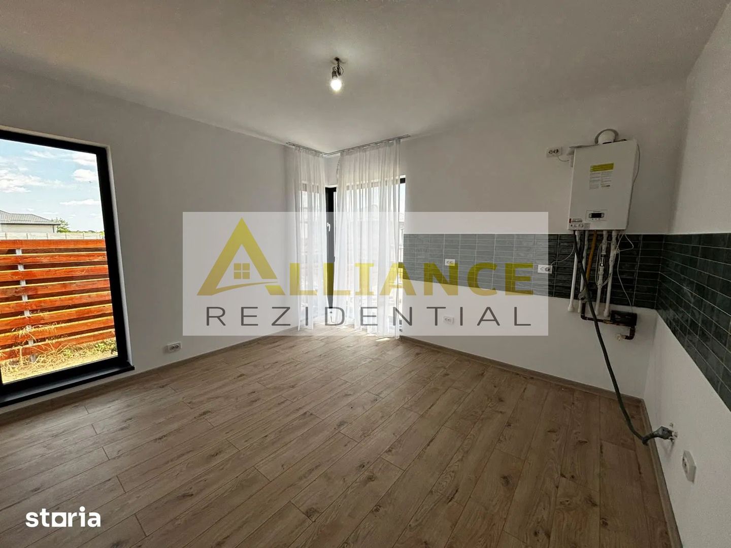 casa  de vanzare - Poză 9