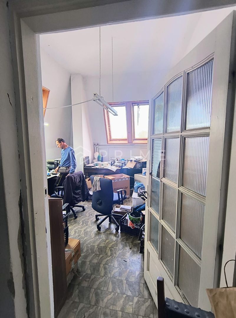 Clădire multifuncțională de vânzare – comerț, birouri și producție. - Poză 7