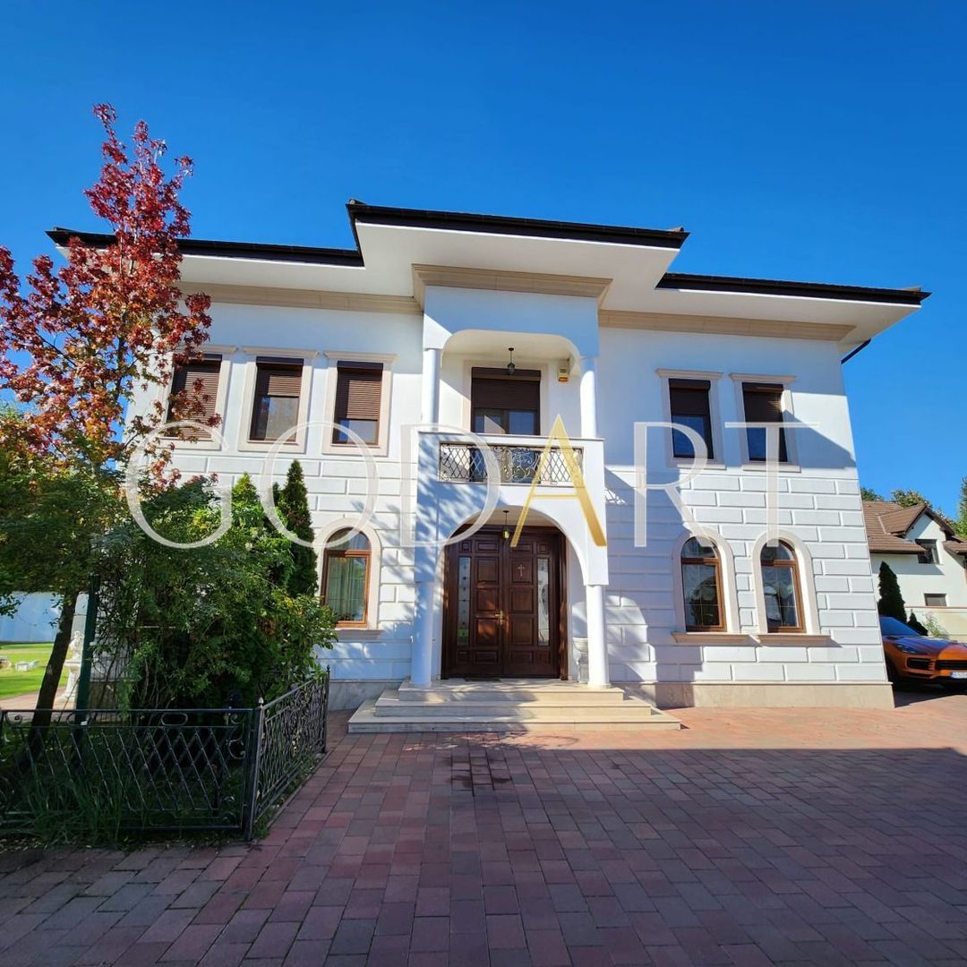 Resedinta exclusivista | Curte generoasa | Erou Iancu Nicolae - Poză 3