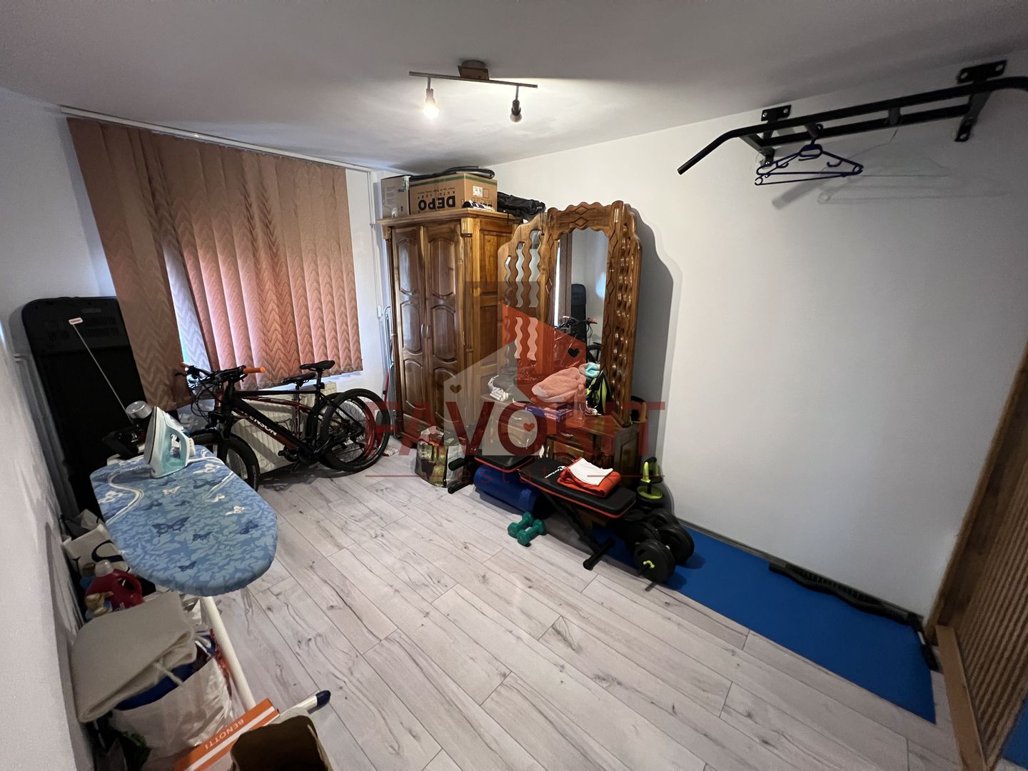 Apartament 3 camere | 2 bai | Zona Soarelui - Poză 4