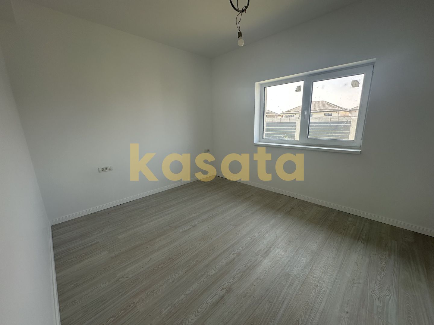 Casă Parter 🏡 | Bâcu 📍 | 3 Camere | Încălzire în Pardoseală - Poză 8