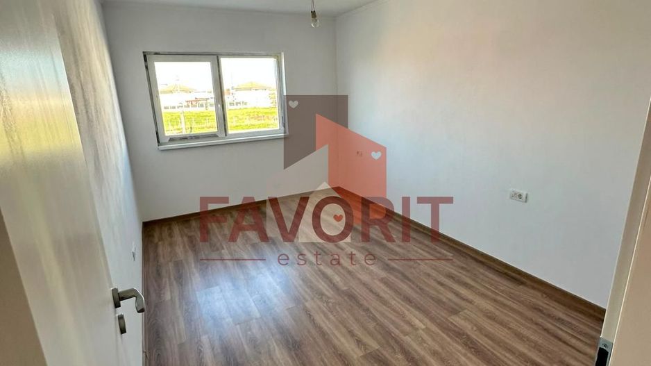 Duplex despartit prin camera tehnica | 4 camere | Toate utilitatile | - Poză 7