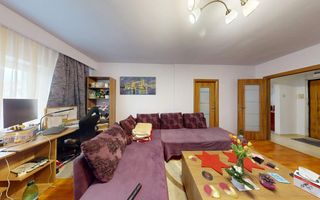 Apartament in zona centrala, la cheie, mobilat, utilat, et intermediar - Poză 7