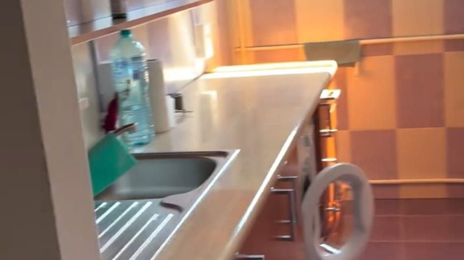 Garsoniera spatioasa, decomandata, 300 m metrou Dristor, investitie, bloc solid - Poză 3