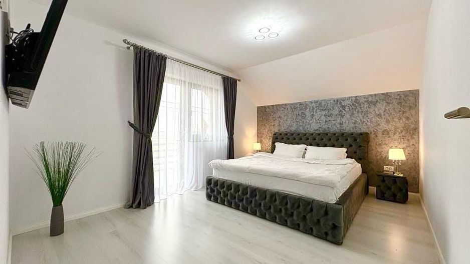 Vila moderna- 4 camere- cu piscina, complet mobilata si utilata - Sag - Poză 9