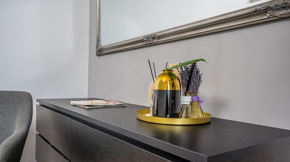 Ultracentral! Apartament renovat complet, in cladire istorica - Poză 11