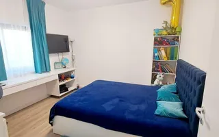 Vând casă  vila cu 5 camere,in Giroc ,materiale premium,comision ,0' - Poză 13
