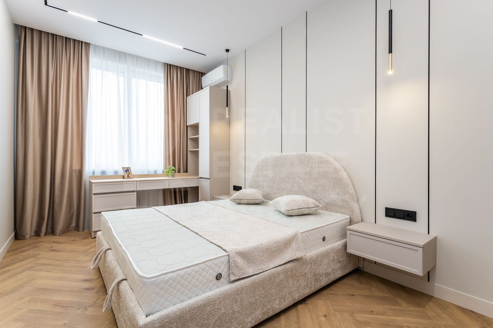 Vânzare, apartament, 2 camere, str. Vasile Lupu, Buiucani - Poză 1