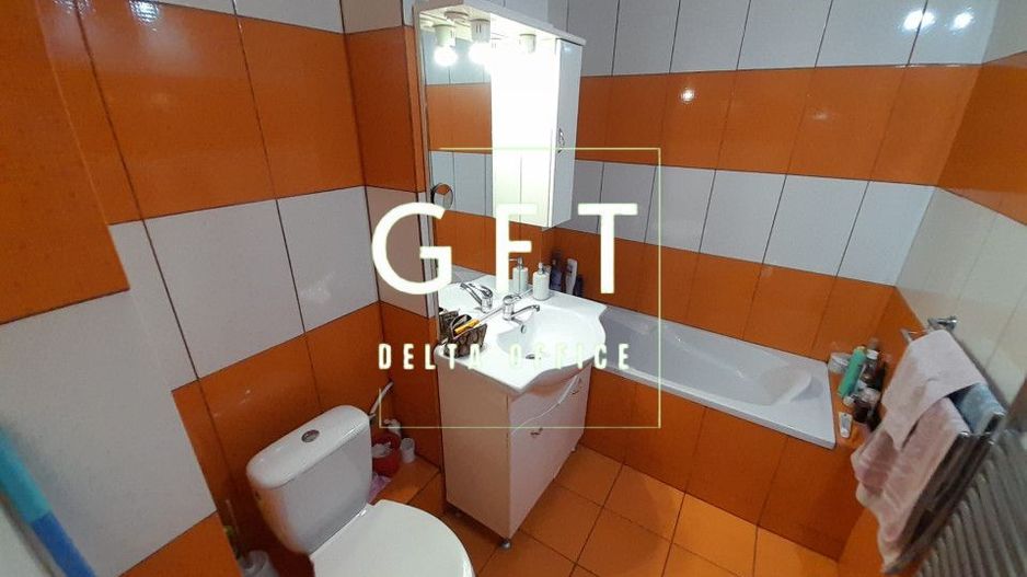 Apartament 4 camere,decomandat,78mp,zona Imparatu Traian . - Poză 8