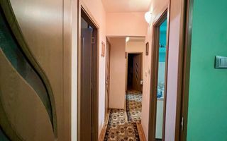 Apartament 3 camere, etaj 1/4, strada Banat, Tudor - Poză 8