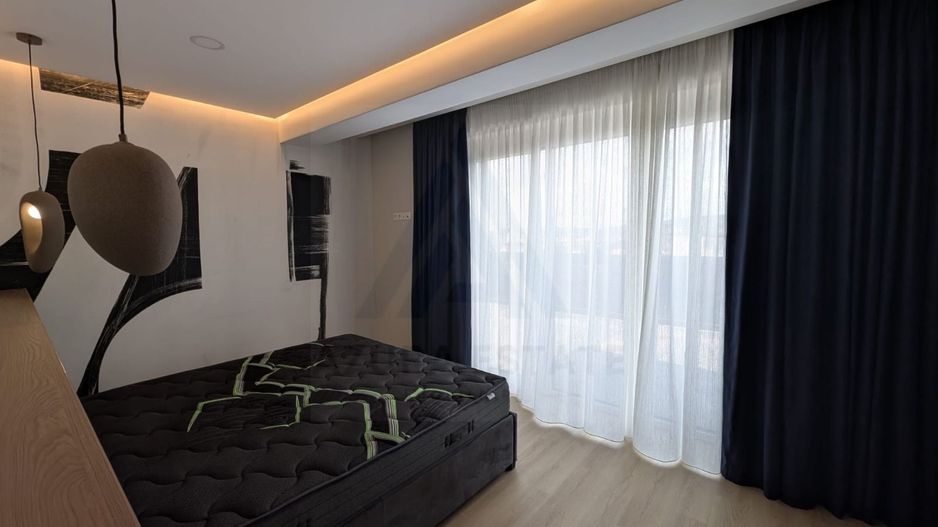 Penthouse premium spatios 120 mp terasa 88 mp etaj 3  zona Lazaret - Poză 3